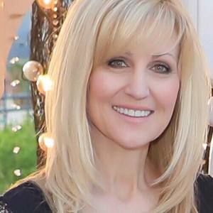 Meet your Posher, Candace